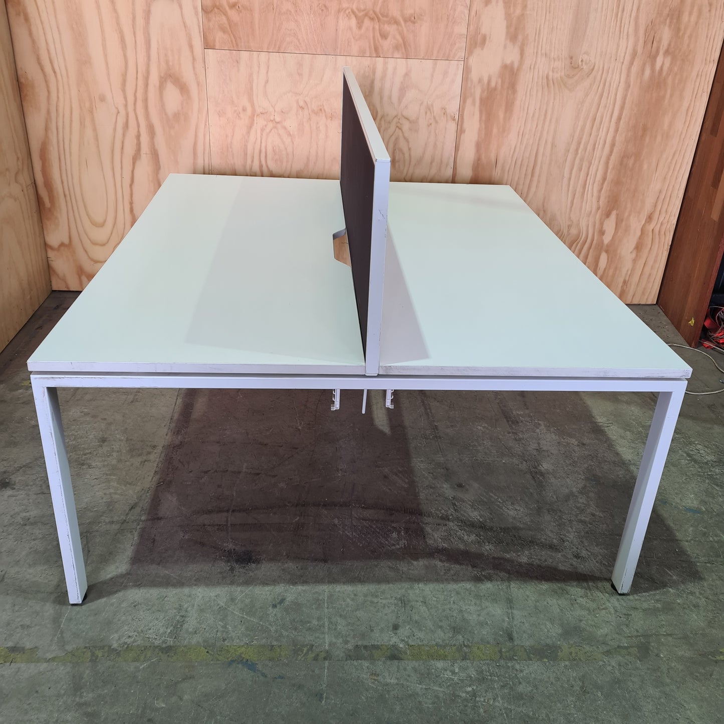 Deluxe Rapid Infinity 2 Person Back to Back Profile Leg Workstation Desk