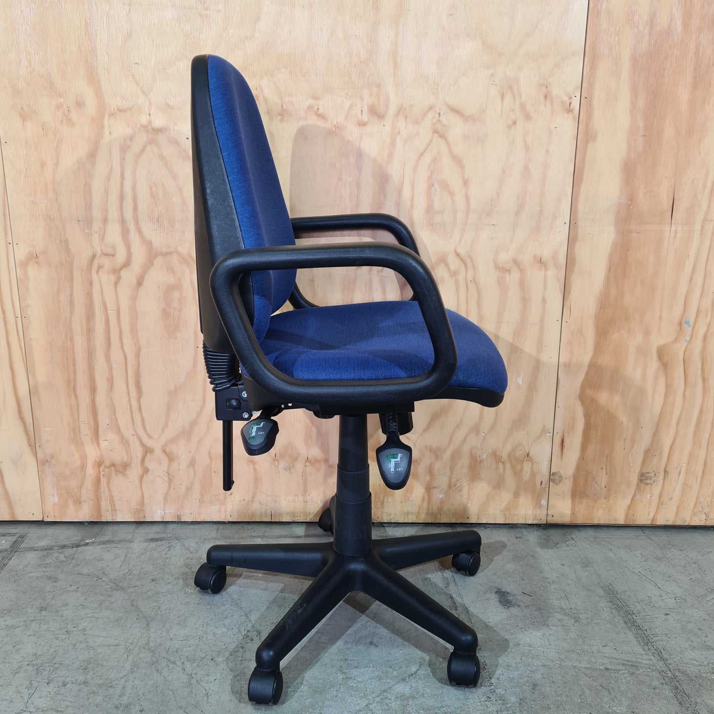 Blue TOSC Task Chair
