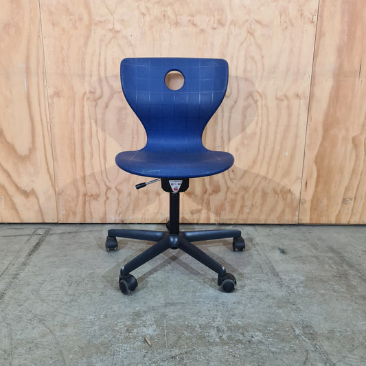 Verner Panton PantoMove-LuPo Swivel Chair in Blue