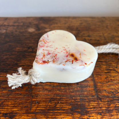 Dindi Aromatic Roped Wax Heart