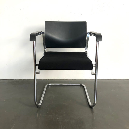 Wilkhahn Sito Charcoal Sled Chair