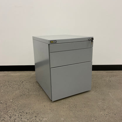 EliteBuilt Silver Pedestal on Wheels